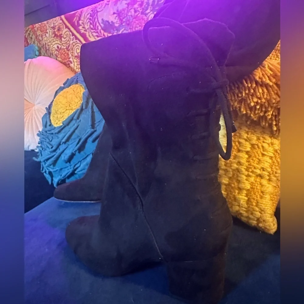ALDO knee high velvet boot sz 5